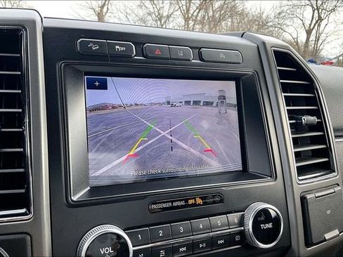 Used 2021 Ford Expedition Max XLT image 14