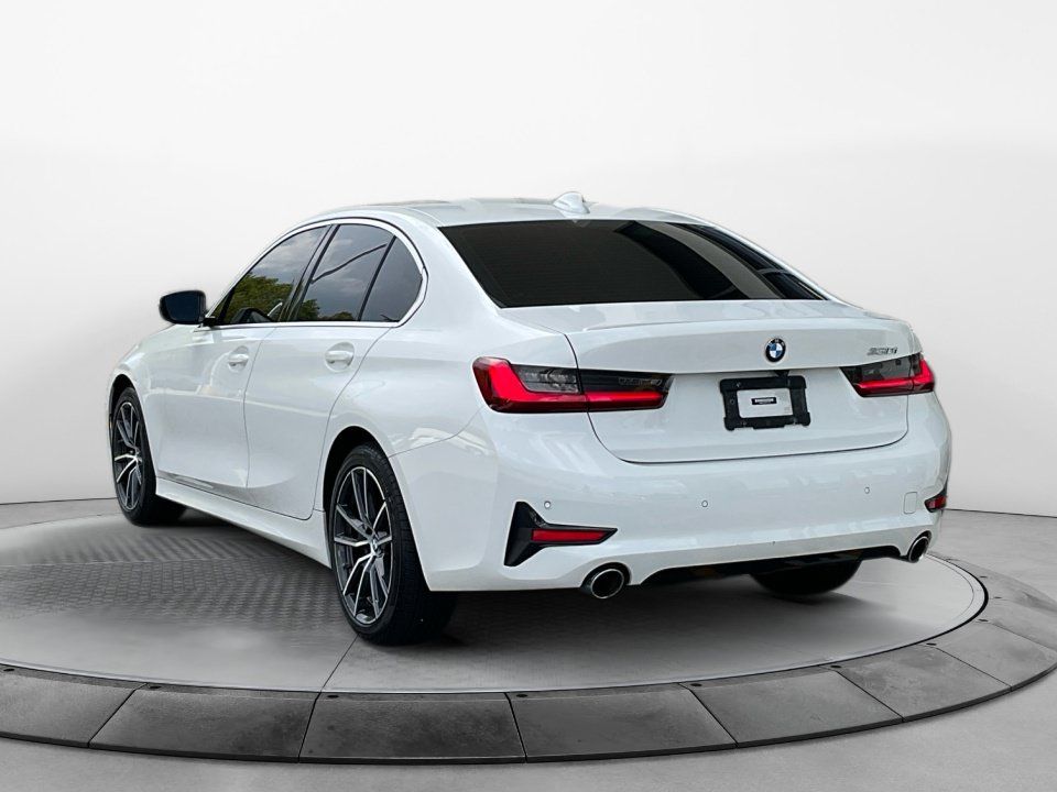 Used 2022 BMW 330i Sedan w/ Convenience Package RWD image 5