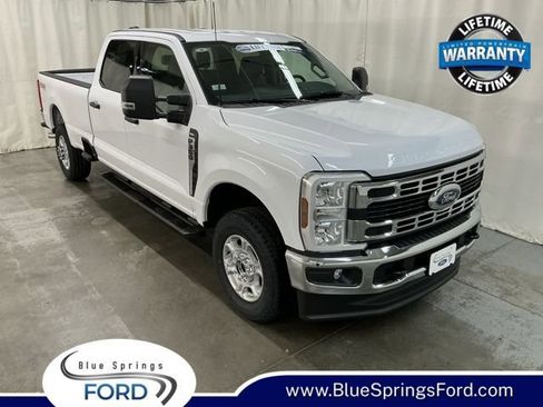New 2026 Ford F350 XLT image 1