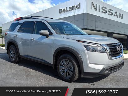 New 2025 Nissan Pathfinder SV