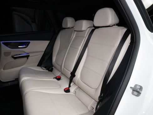 New 2027 Mercedes-Benz GLC 300 4MATIC image 14