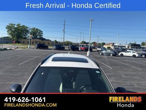 Used 2025 Honda CR-V Sport Touring image 9