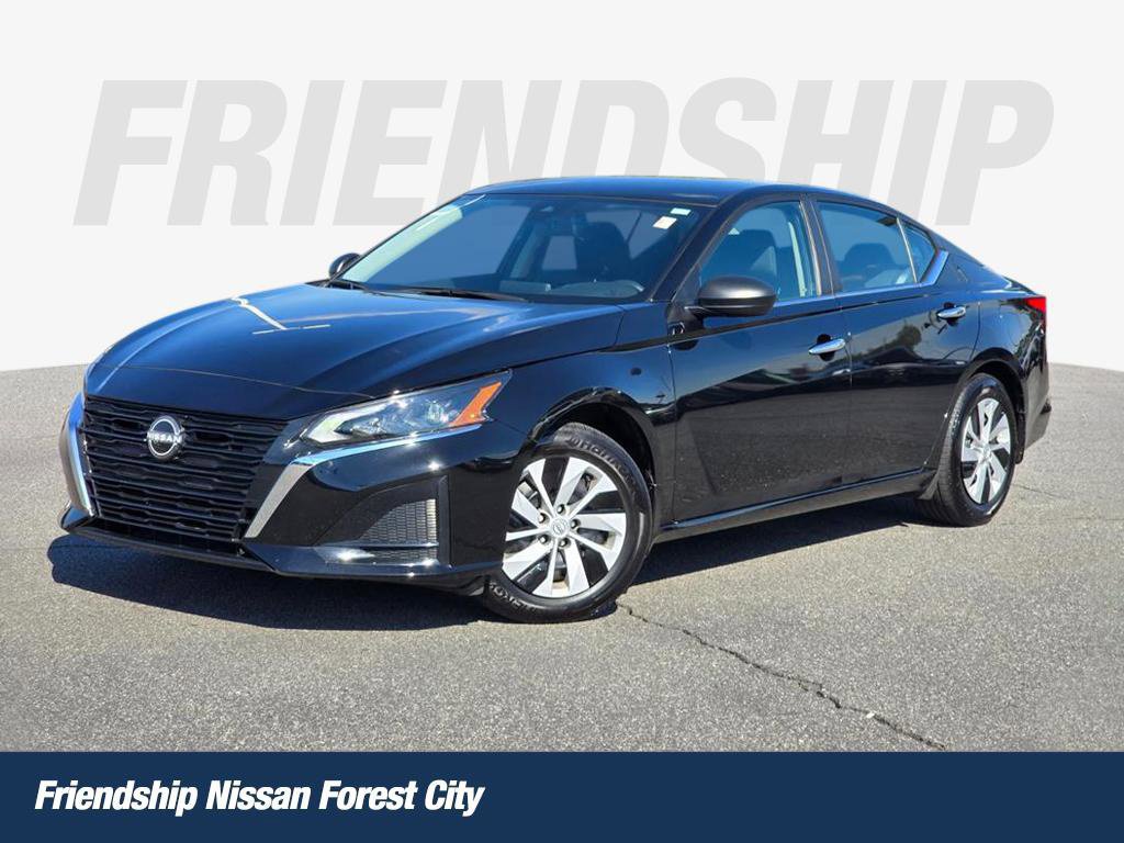 Used 2025 Nissan Altima 2.5 S FWD image 1
