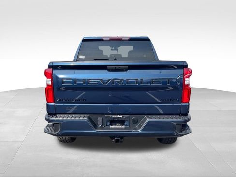 Used 2021 Chevrolet Silverado 1500 Custom w/ LPO, Dark Essentials Package AWD/4WD image 7