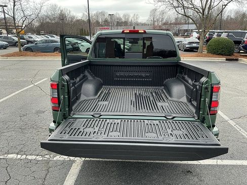 Certified 2025 Nissan Frontier Pro-X image 24
