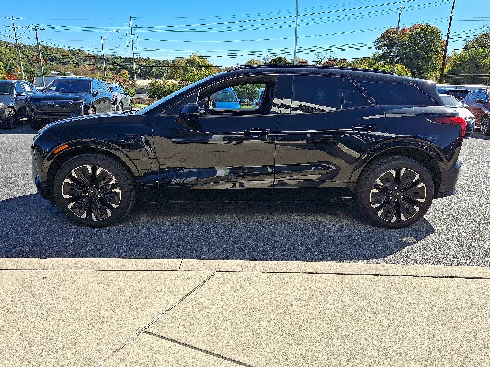 Certified 2024 Chevrolet Blazer EV RS AWD/4WD image 4