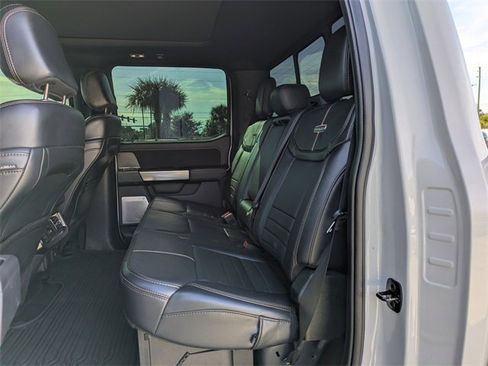 Used 2024 Ford F250 Platinum image 13