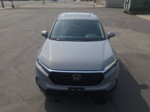 Used 2025 Honda CR-V EX-L image 9