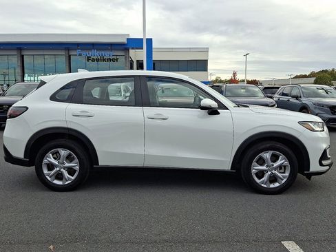 Certified 2023 Honda HR-V LX image 7