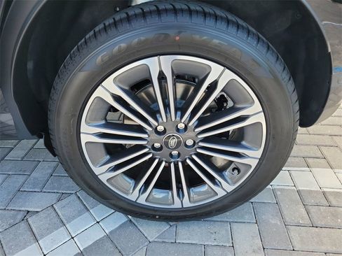 New 2026 Land Rover Range Rover Evoque S image 14