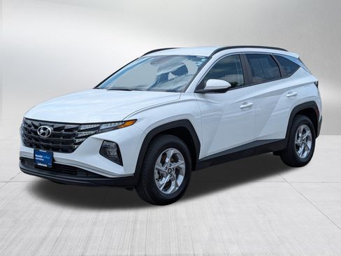 Certified 2024 Hyundai Tucson SEL AWD/4WD image 3
