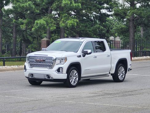 Used 2019 GMC Sierra 1500 Denali w/ Denali Ultimate Package AWD/4WD image 29