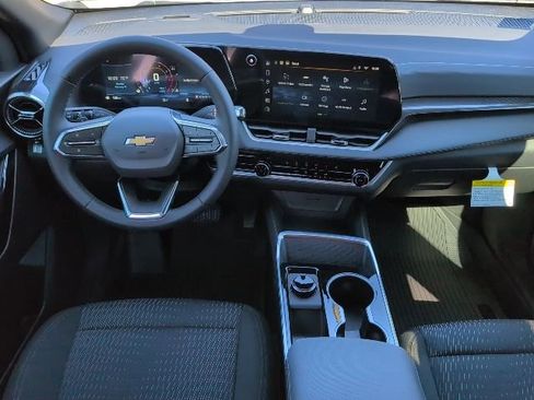 New 2026 Chevrolet Equinox LT w/ Safety and Technology Package image 4