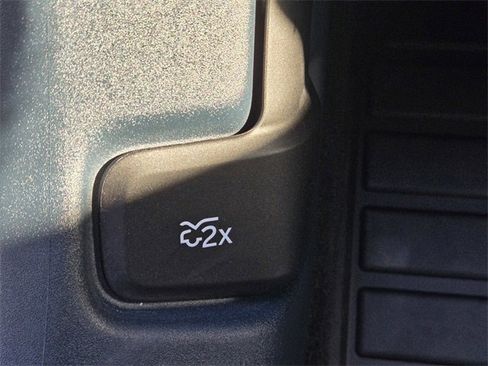 New 2025 Ford Maverick XLT w/ XLT Luxury Package image 16