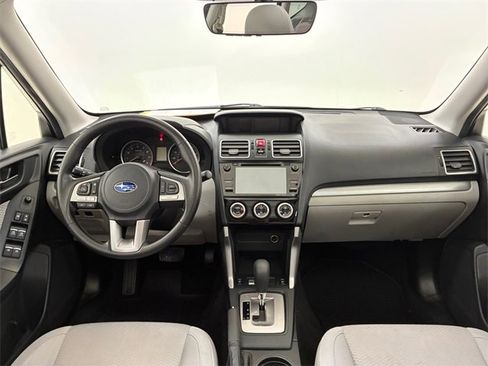 Used 2018 Subaru Forester 2.5i Premium w/ All-Weather Package image 20