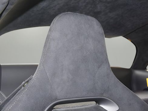 New 2026 McLaren Artura RWD image 23