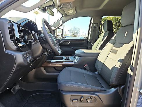 New 2026 Chevrolet Silverado 3500 LT AWD/4WD image 10