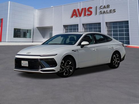 Used 2025 Hyundai Sonata SEL image 1