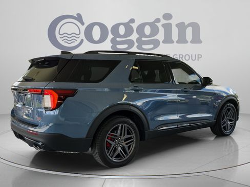 Used 2026 Ford Explorer ST w/ Sun And Sound Package AWD/4WD image 5