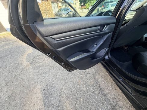 Used 2018 Honda Accord LX image 44