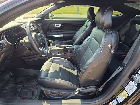 Used 2021 Ford Mustang GT Premium RWD image 11