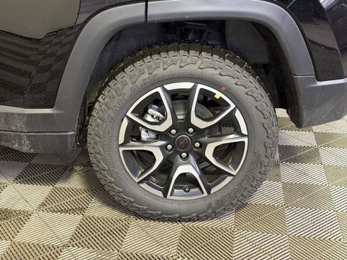 New 2026 Jeep Compass Trailhawk image 5