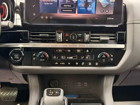 New 2026 Nissan Pathfinder Platinum w/ Cargo Package image 29