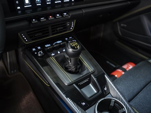 Used 2025 Porsche 911 GT3 RWD image 50
