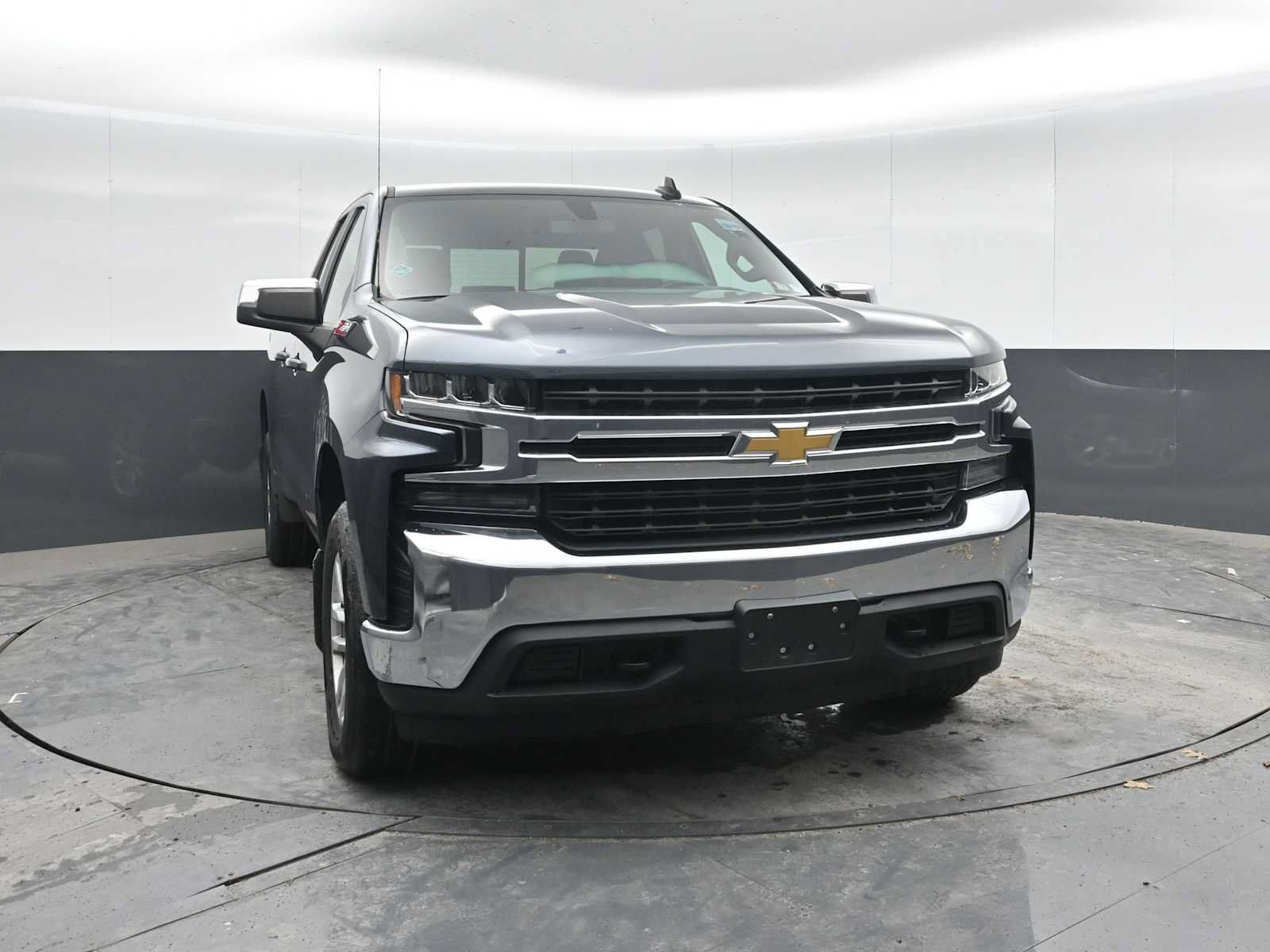 Used 2019 Chevrolet Silverado 1500 LT w/ All-Star Edition AWD/4WD image 6