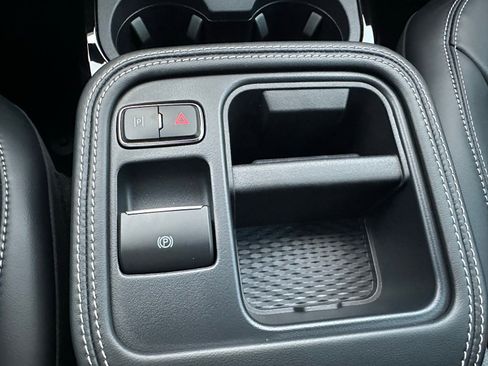 New 2025 Ford Mustang Mach-E Premium image 37