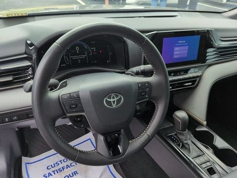 Certified 2025 Toyota Camry SE w/ Convenience Package FWD image 13