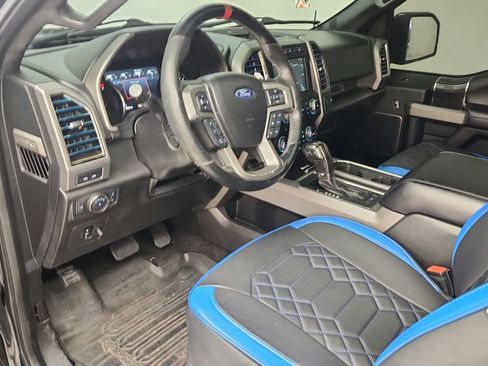 Used 2018 Ford F150 Raptor w/ Equipment Group 802A Luxury AWD/4WD image 12