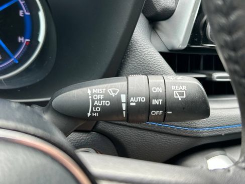 Used 2020 Toyota RAV4 XSE w/ XSE Grade Weather Package AWD/4WD image 28