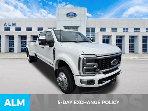Used 2024 Ford F450 Limited w/ FX4 Off-Road Package AWD/4WD image 3