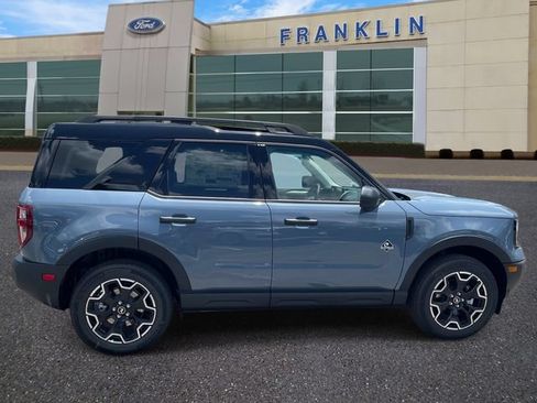 New 2026 Ford Bronco Sport Outer Banks w/ Outer Banks Tech Package+ AWD/4WD image 2