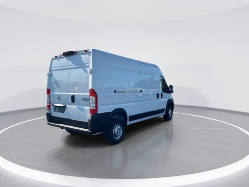 Used 2025 RAM ProMaster 2500 w/ Convenience Group FWD image 9