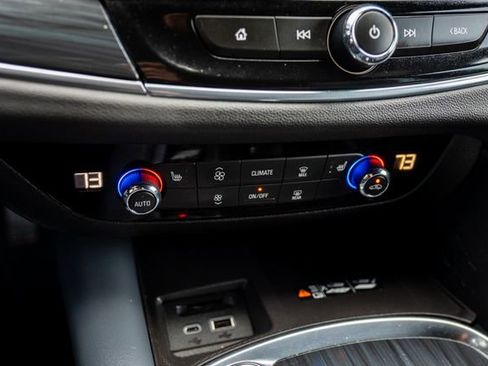 Used 2024 Buick Enclave Essence w/ Sport Touring Edition image 35