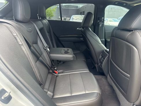 Used 2019 Cadillac XT4 Sport FWD image 11