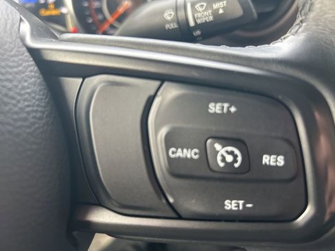 Used 2021 Jeep Wrangler Unlimited Sport image 19