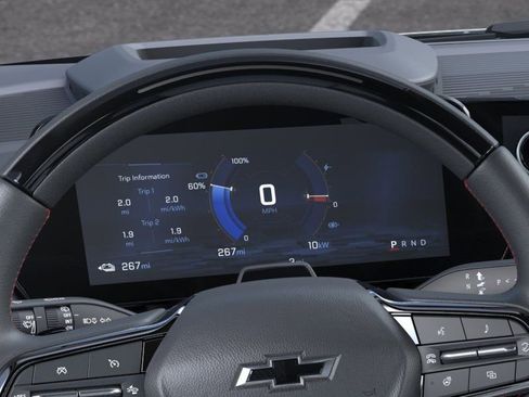 New 2025 Chevrolet Equinox EV RS image 18