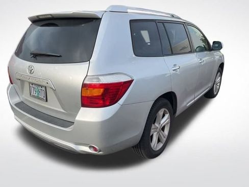 Used 2010 Toyota Highlander Limited image 4