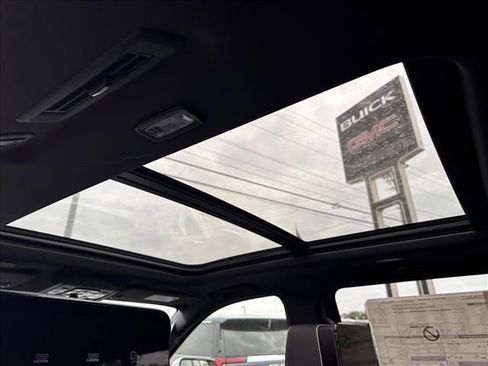 New 2026 GMC Yukon XL Elevation w/ Elevation Premium Package image 25