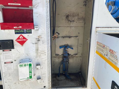 Used 2011 Ford F550 2WD Regular Cab Super Duty w/ Payload Upgrade Pkg image 53