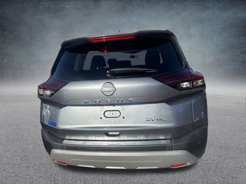 Used 2023 Nissan Rogue SV w/ SV Premium Package image 4
