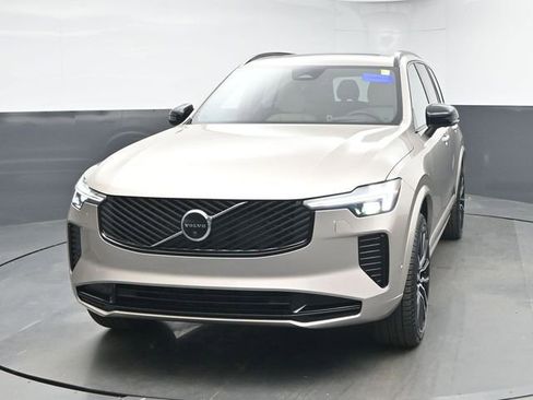 New 2026 Volvo XC90 B6 Ultra w/ Protection Package Premier image 3