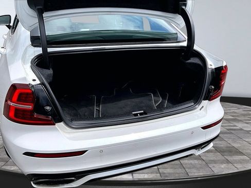 Used 2019 Volvo S60 T6 R-Design AWD/4WD image 37