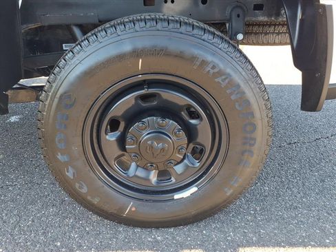 Used 2025 RAM 2500 Tradesman image 17