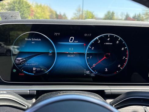 Used 2022 Mercedes-Benz GLE 350 4MATIC image 8