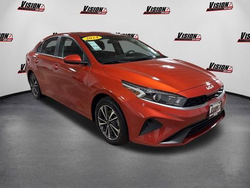 Used 2024 Kia Forte LXS FWD image 1