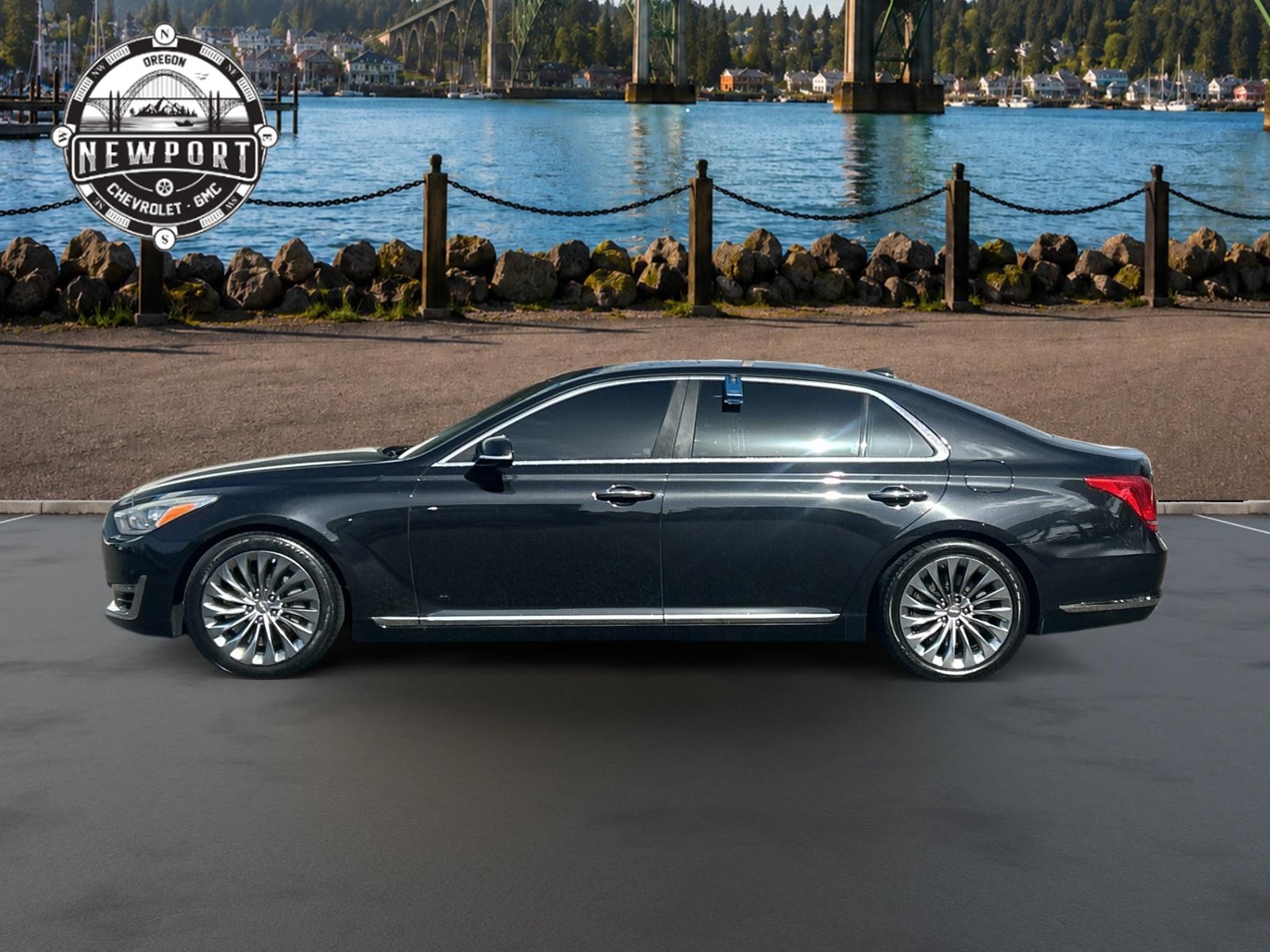 Used 2019 Genesis G90 3.3T Premium RWD image 8